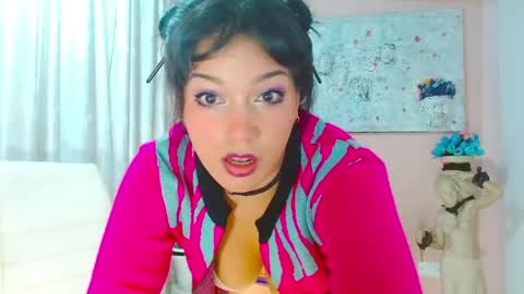 dulcepicante_1 online show from June 7, 9:05 am