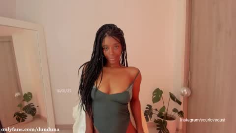 Snapshot of duna_du chatting on January 18, 11:44 pm My birthday is tomorrow November 30 online show from January 18, 11:44 pm