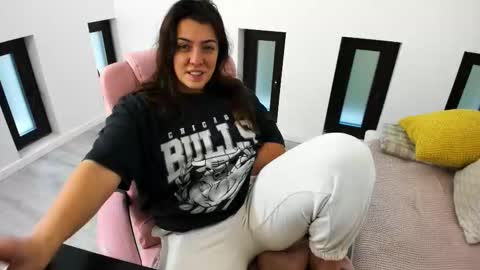 Snapshot of dyanakaylin chatting on October 12, 4:48 am dayana online show from October 12, 4:48 am
