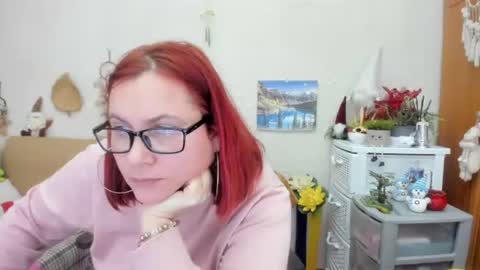 Dyanne online show from February 12, 3:28 pm