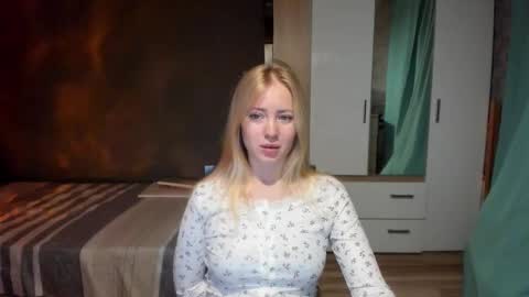 fansly - yourbestbaby online show from January 10, 4:28 am