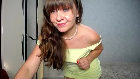 Linda online show from June 22, 6:27 pm