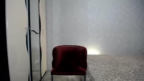 Linda online show from June 25, 5:47 pm