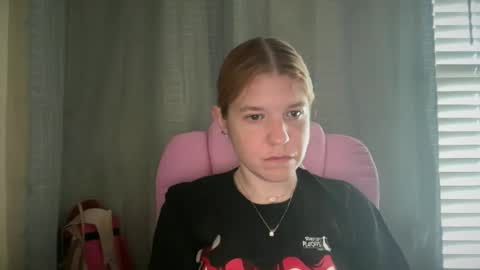 americnbarbie online show from April 18, 10:42 pm