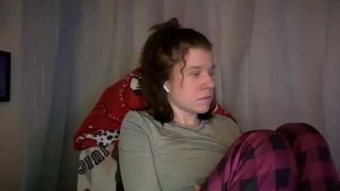 Snapshot of ebony8ivory chatting on February 21, 3:56 am americnbarbie online show from February 21, 3:56 am