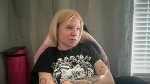 americnbarbie online show from November 18, 6:20 pm