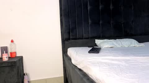 Arya online show from November 8, 3:11 am