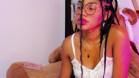 Luci  online show from January 17, 1:57 am