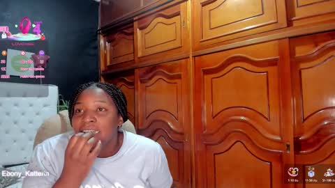 ebony_katterin online show from March 19, 11:58 am