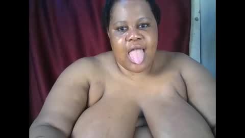 Snapshot of ebony_magixs chatting on October 18, 4:48 am ebony_magixs online show from October 18, 4:48 am
