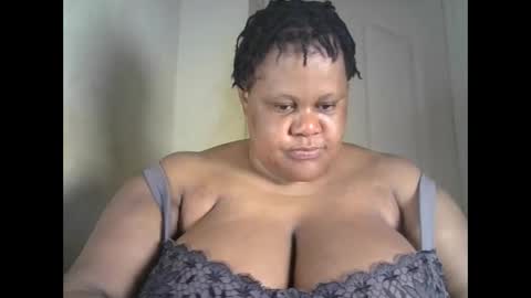 Snapshot of ebony_magixs chatting on October 15, 1:41 am ebony_magixs online show from October 15, 1:41 am