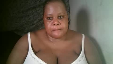 ebony_magixs online show from April 14, 10:37 am