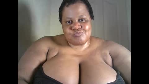 Snapshot of ebony_magixs chatting on October 13, 7:16 pm ebony_magixs online show from October 13, 7:16 pm