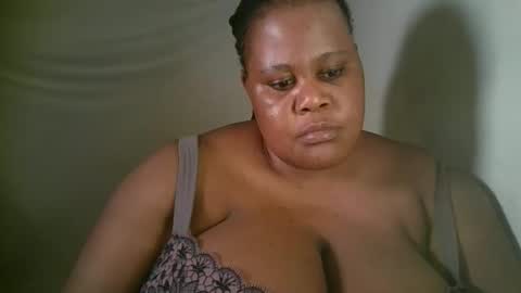 ebony_magixs online show from April 5, 7:35 pm