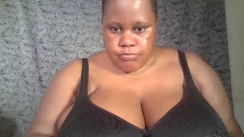Snapshot of ebony_magixs chatting on September 19, 11:37 pm ebony_magixs online show from September 19, 11:37 pm
