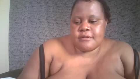 Snapshot of ebony_magixs chatting on September 12, 8:16 pm ebony_magixs online show from September 12, 8:16 pm