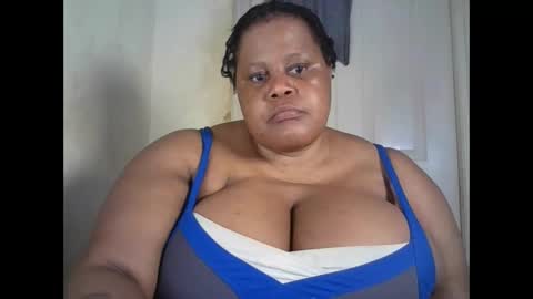 Snapshot of ebony_magixs chatting on October 9, 7:56 am ebony_magixs online show from October 9, 7:56 am