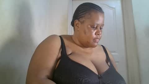 Snapshot of ebony_magixs chatting on September 25, 2:21 am ebony_magixs online show from September 25, 2:21 am