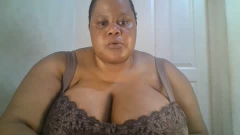 Snapshot of ebony_magixs chatting on September 27, 3:14 am ebony_magixs online show from September 27, 3:14 am