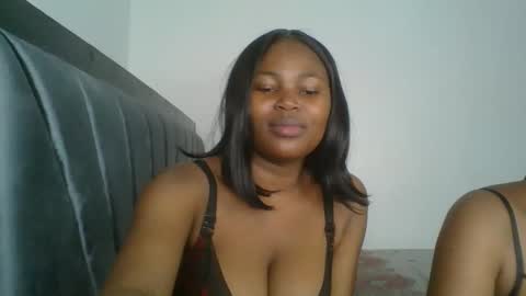 ebony_meeky online show from October 16, 5:04 pm