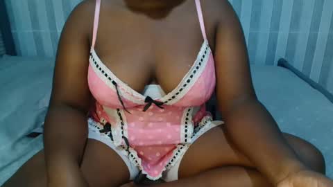Snapshot of ebony_sabrina chatting on March 3, 9:16 am Sabrina online show from March 3, 9:16 am
