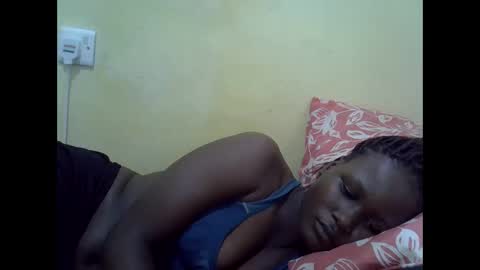 ebony_vanillah online show from February 17, 11:53 am