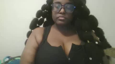 ebonybigtitqueen4 online show from November 17, 2:56 am