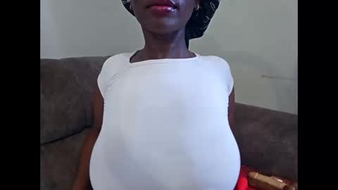 Snapshot of ebonycandymelani chatting on October 7, 12:31 pm Ebony Melanie online show from October 7, 12:31 pm