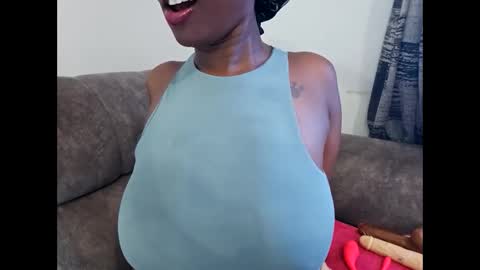 Snapshot of ebonycandymelani chatting on October 2, 11:59 am Ebony Melanie online show from October 2, 11:59 am