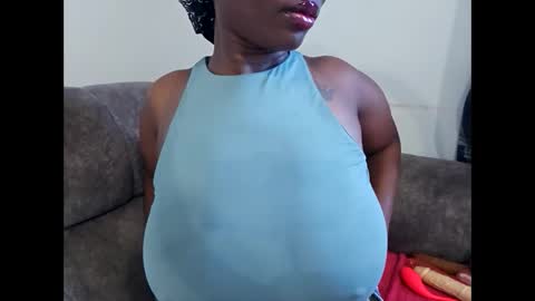 Snapshot of ebonycandymelani chatting on October 5, 12:21 pm Ebony Melanie online show from October 5, 12:21 pm