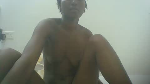 Snapshot of ebonycutegal1996 chatting on February 14, 6:08 pm TRIZER online show from February 14, 6:08 pm