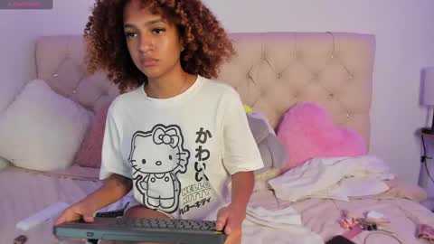 Queen Ebony online show from December 30, 1:04 am