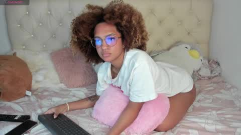 Queen Ebony online show from February 26, 8:13 pm