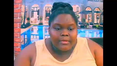 ebonyhotbuns4u2luv online show from December 17, 9:19 pm