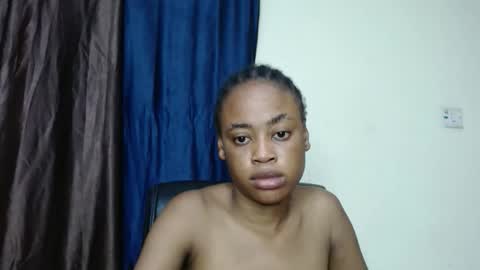 Snapshot of ebonypussy_xx chatting on September 16, 11:29 am ebonypussy_xx online show from September 16, 11:29 am
