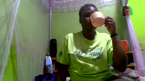 Toto online show from November 24, 9:22 am