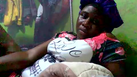 Toto online show from November 16, 1:11 pm