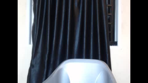 ebonyxxbae online show from January 15, 2:17 am