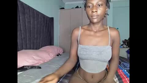 Skye online show from December 25, 5:26 am