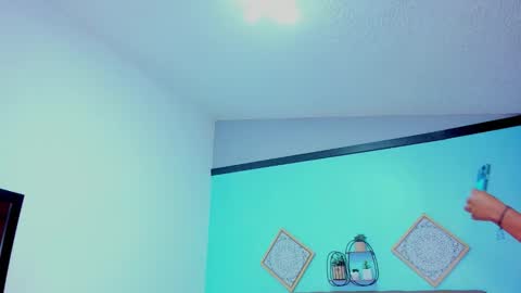 ede online show from March 25, 4:06 am