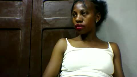 edwige770943 online show from May 14, 5:08 pm