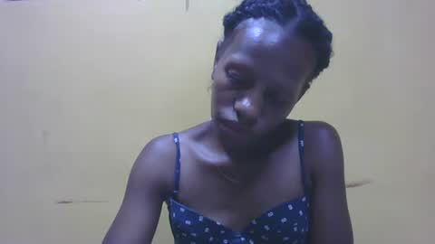 edwige770943 online show from April 18, 7:18 pm