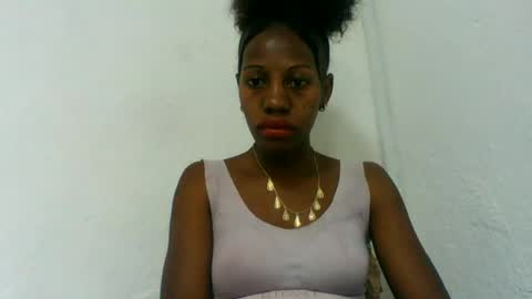 edwige770943 online show from June 14, 3:30 am