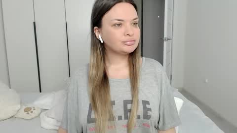 Snapshot of eelena4kiss chatting on February 11, 11:31 am eelena4kiss online show from February 11, 11:31 am