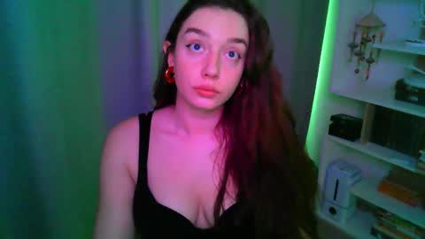 effie_balconii online show from October 26, 1:28 pm