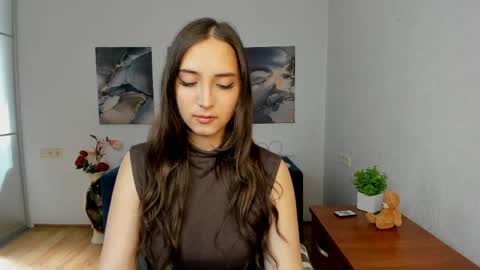 Effy Royse online show from March 27, 8:26 am