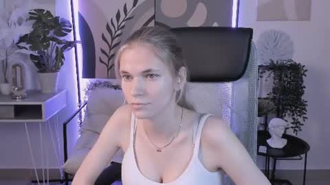 Effy online show from July 3, 11:16 am