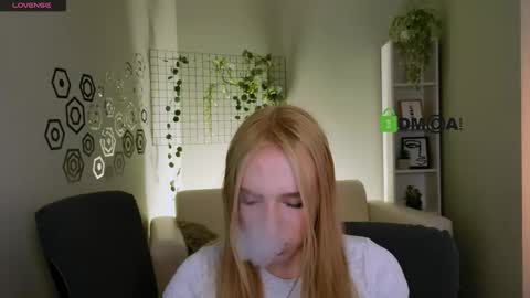 effysosweet online show from February 3, 2:53 am