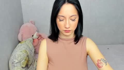 eileenmoores online show from March 12, 4:20 pm