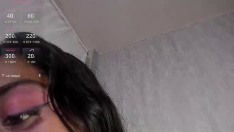 Snapshot of eiliyn_01 chatting on September 25, 1:59 am Eilyn online show from September 25, 1:59 am